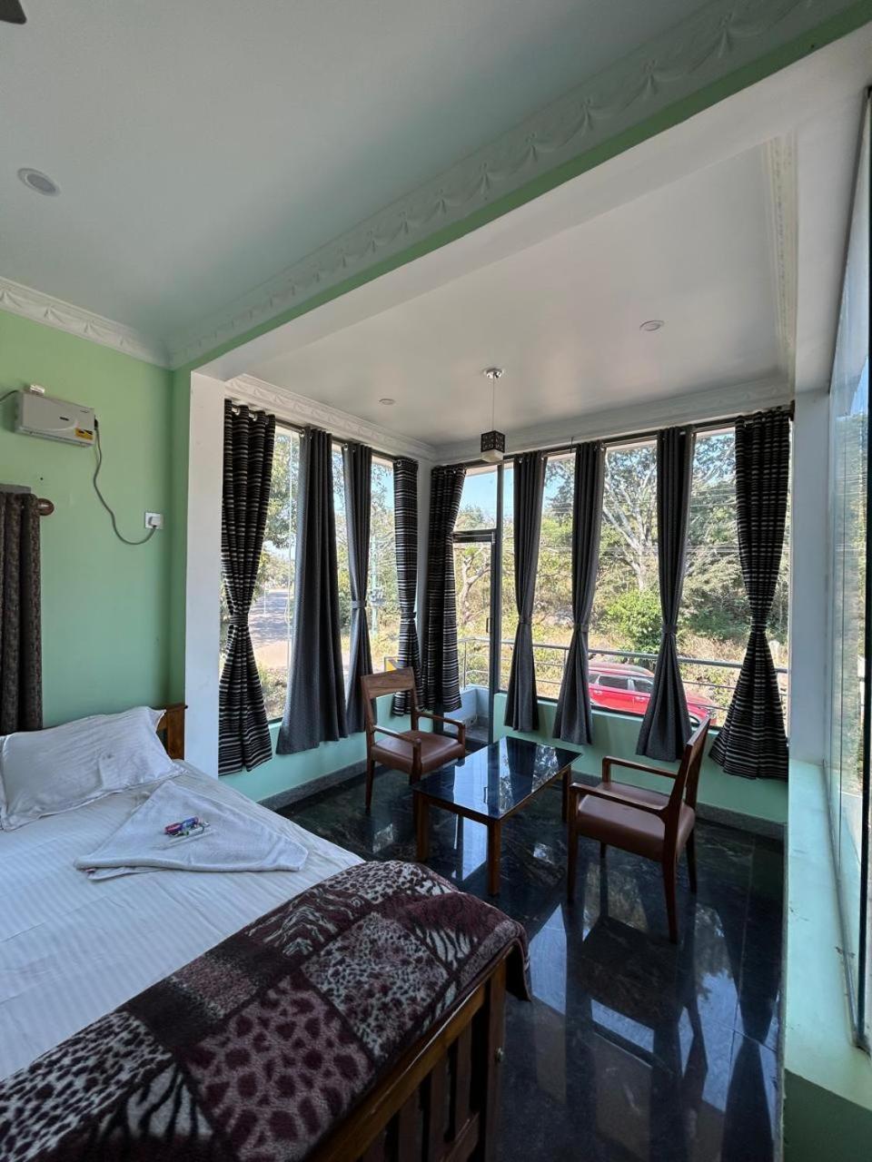 Yelagiri Goldhill Resort المظهر الخارجي الصورة